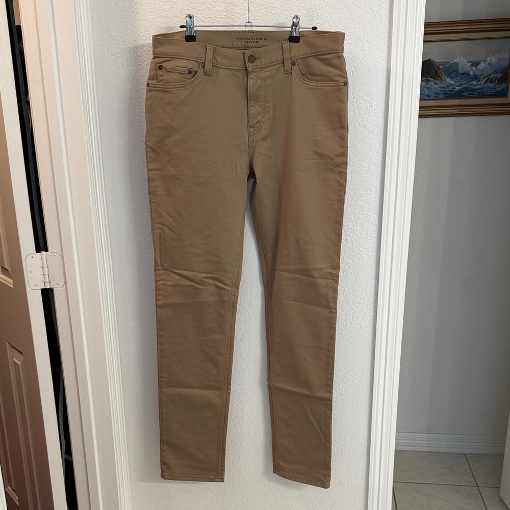 Banana Republic Slim Fit Travler Tan Chinos